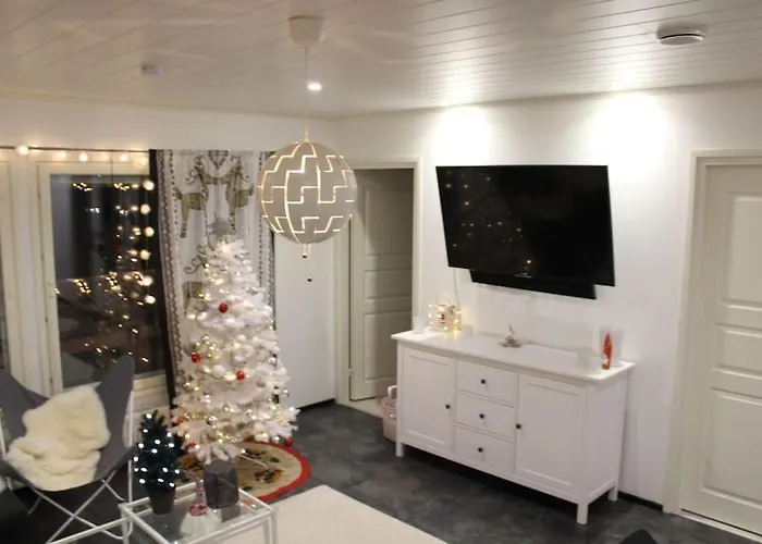 Cozy Near The Arctic Circle *