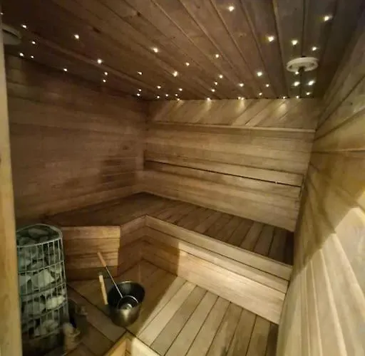 Cozy Near The Arctic Circle *